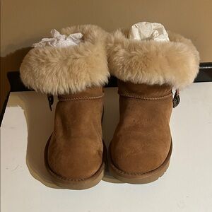 UGG Women's Brown Boots with Cream Fur Trim